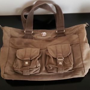 Handbag of holding by thinkgeek